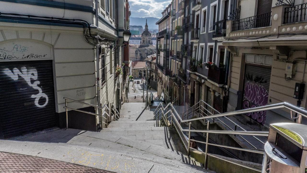 Bonito Y Espacioso Piso En Bilbao. Centro Екстериор снимка